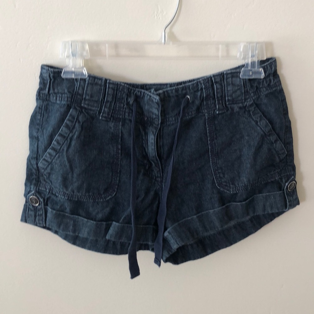Women’s dark blue shorts